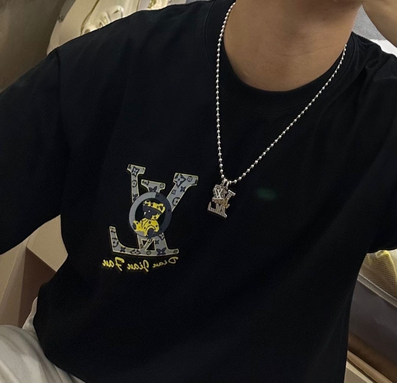 LV Necklaces